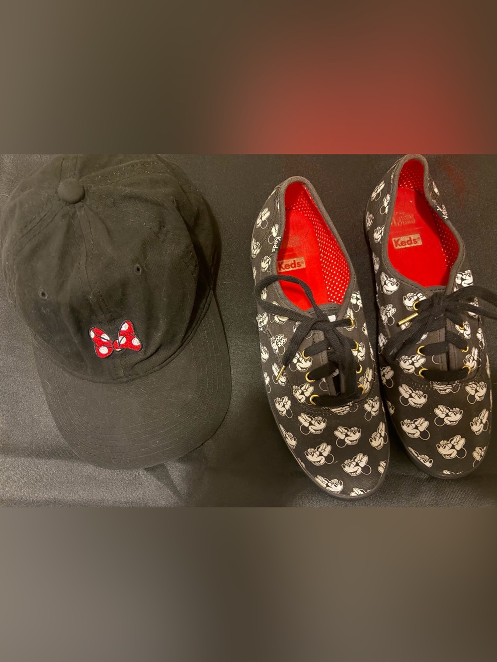 Disney Minnie Mouse Keds Sneakers Women’s 8.5 + Matching Minnie Cap